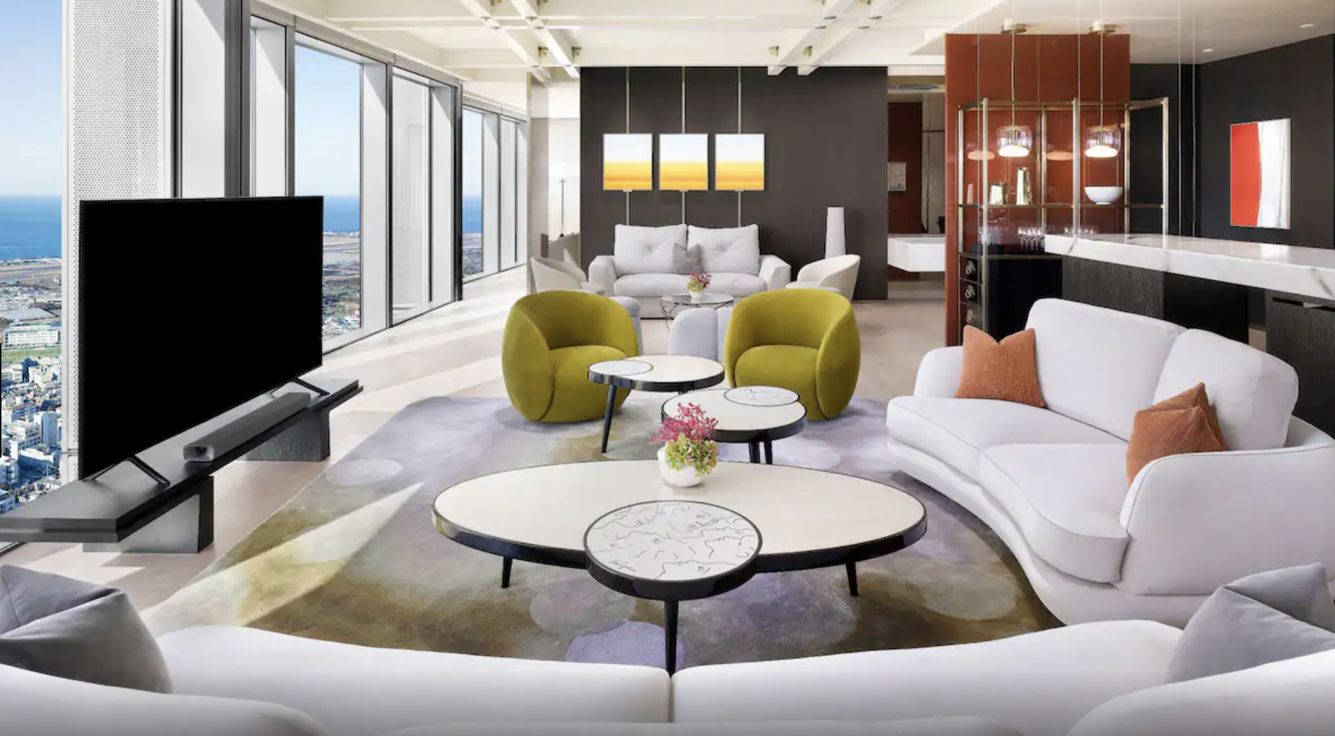 디플로매틱 스위트