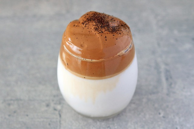 달고나 만드는법, 달고나 커피 만들기, 딸기, 녹차, 연유, 달고나 커피 재료, 달고나 커피 비율