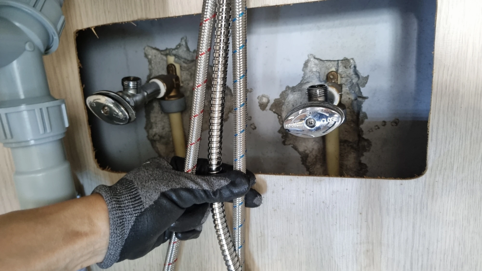 싱크대 온수 냉수 호스