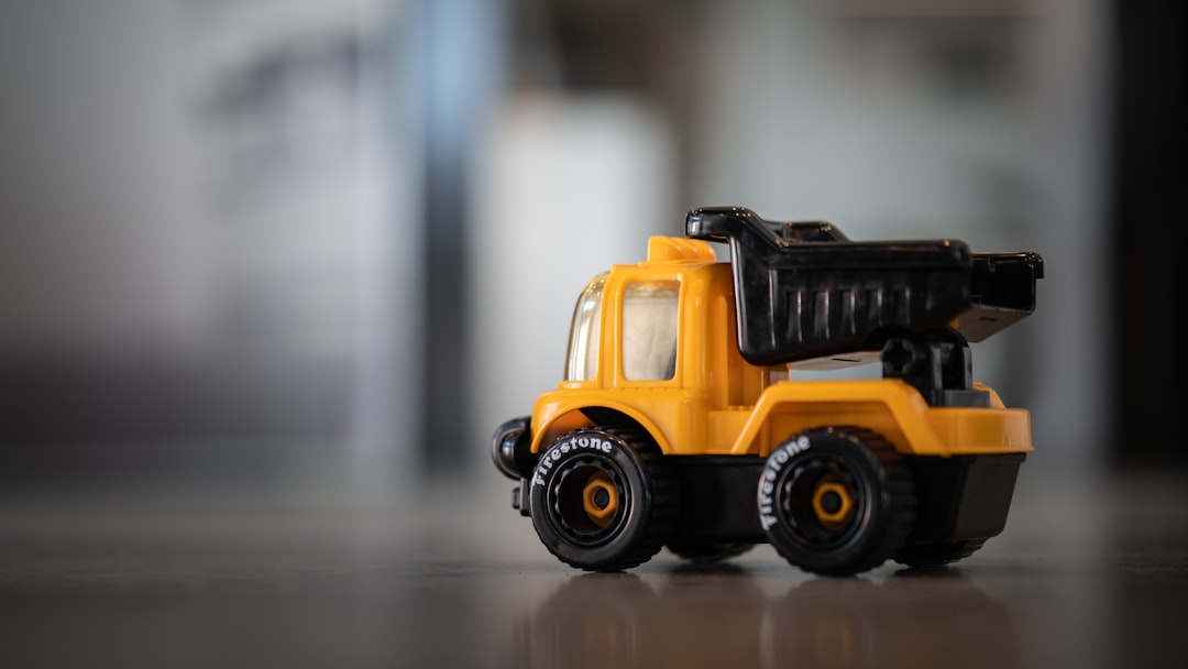 Dump truck