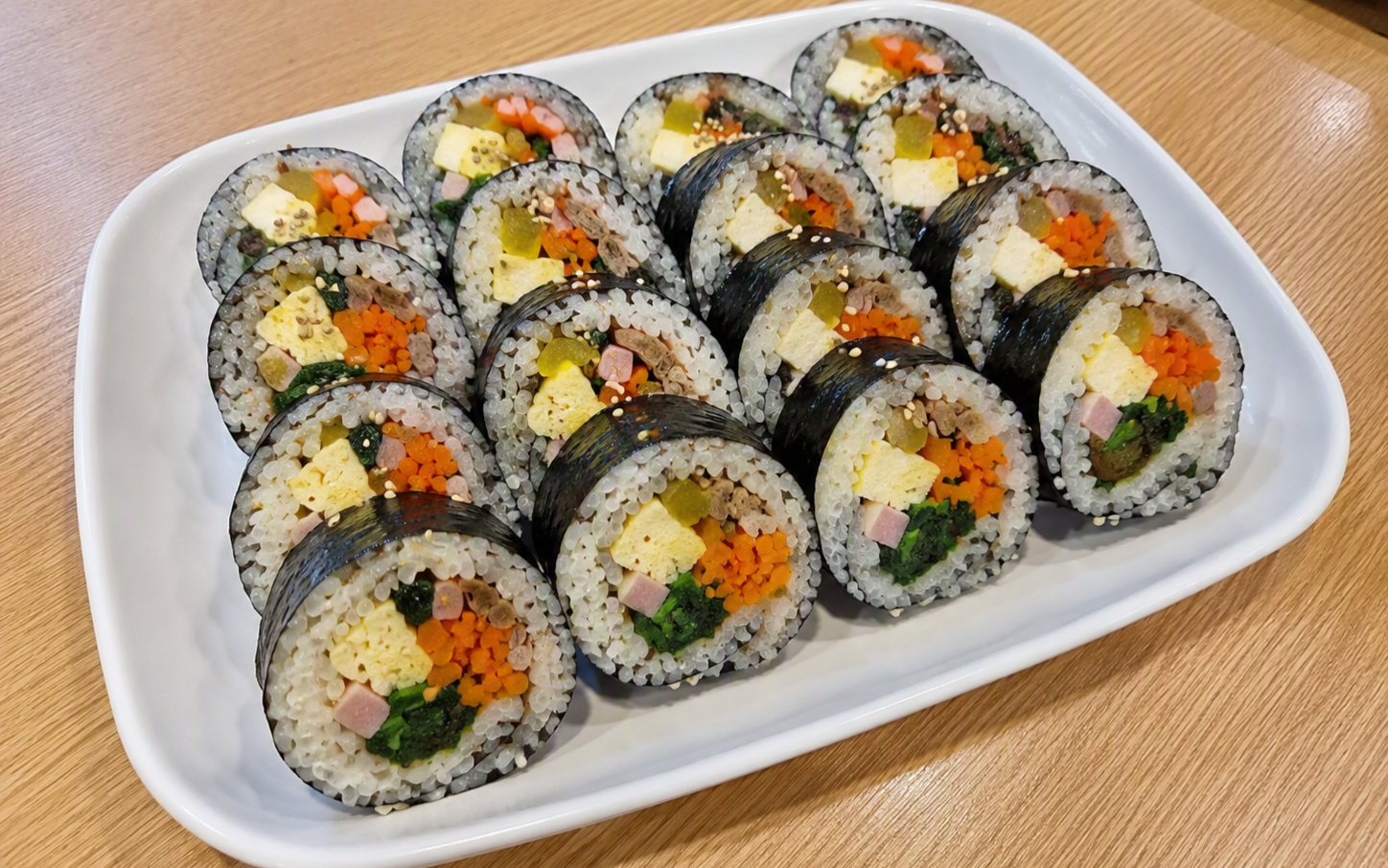 김밥 완성 사진
