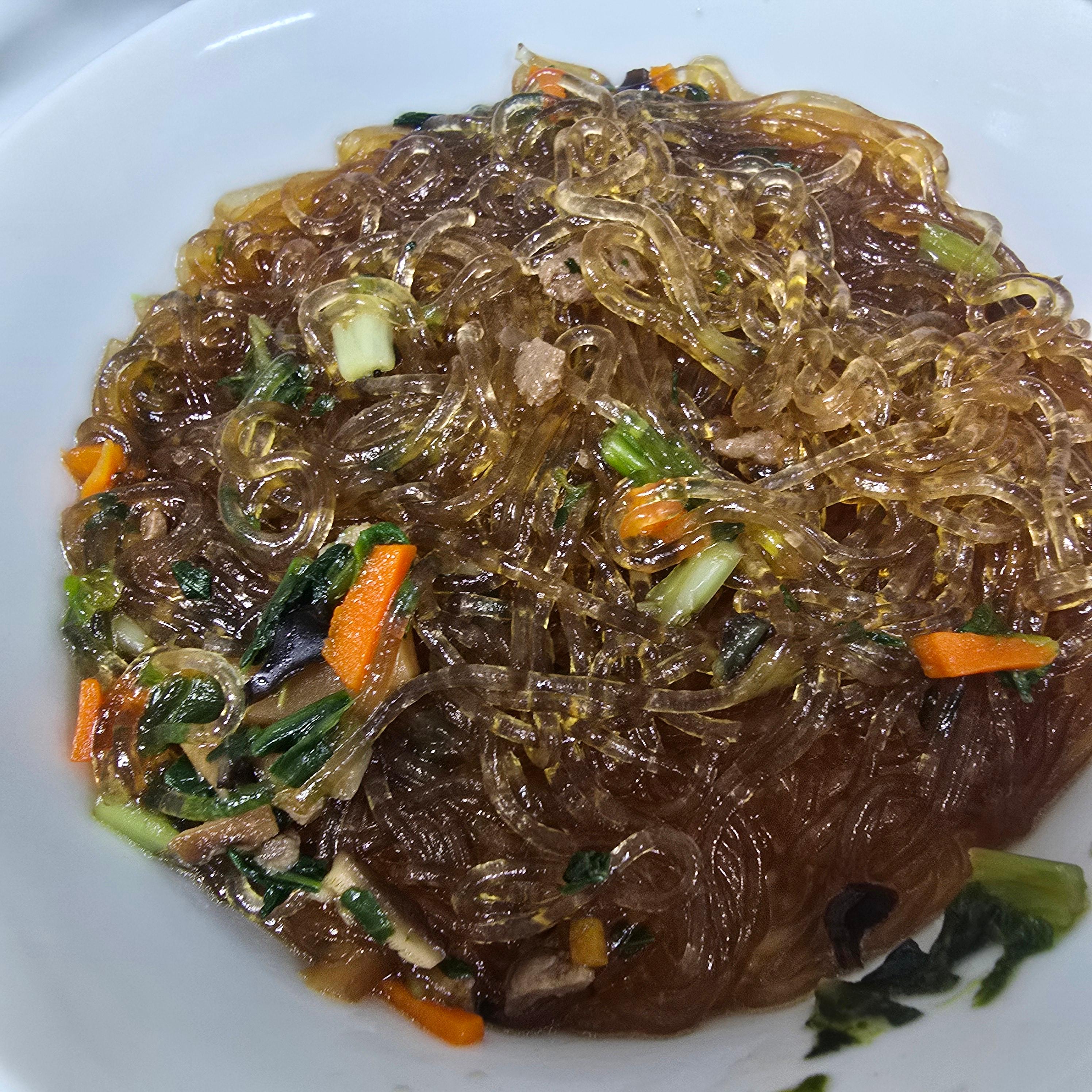 완성된 오뚜기 옛날잡채라면