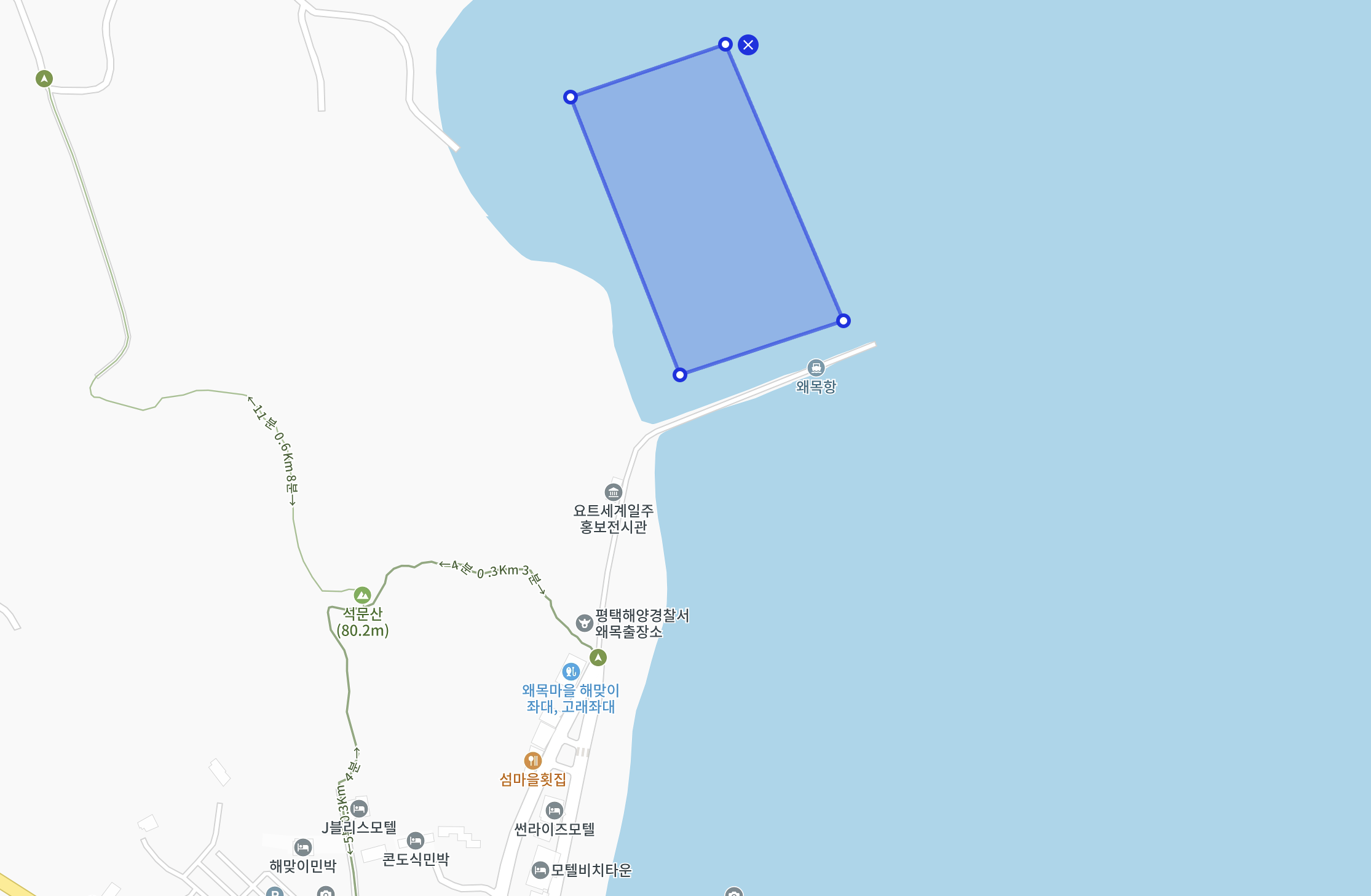 왜목항 방파제 인근의 해루질 포인트를 파란색 영역으로 표시한 지도