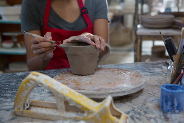 미술 치료에서 자아 탐색과 자기 발견