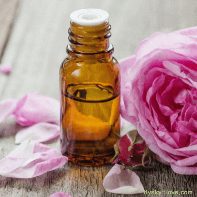 로즈, 로즈 오일 (Rose Oil)