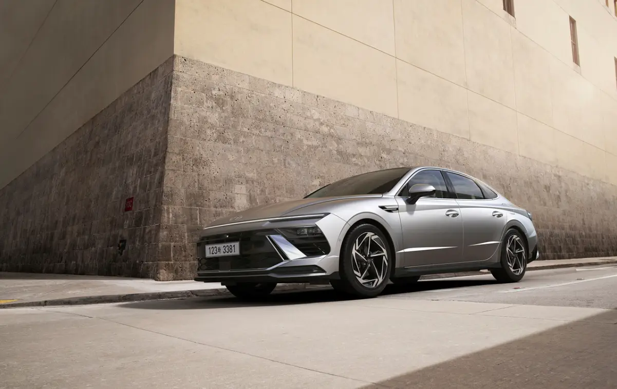 쏘나타-디엣지-하이브리드-외관2