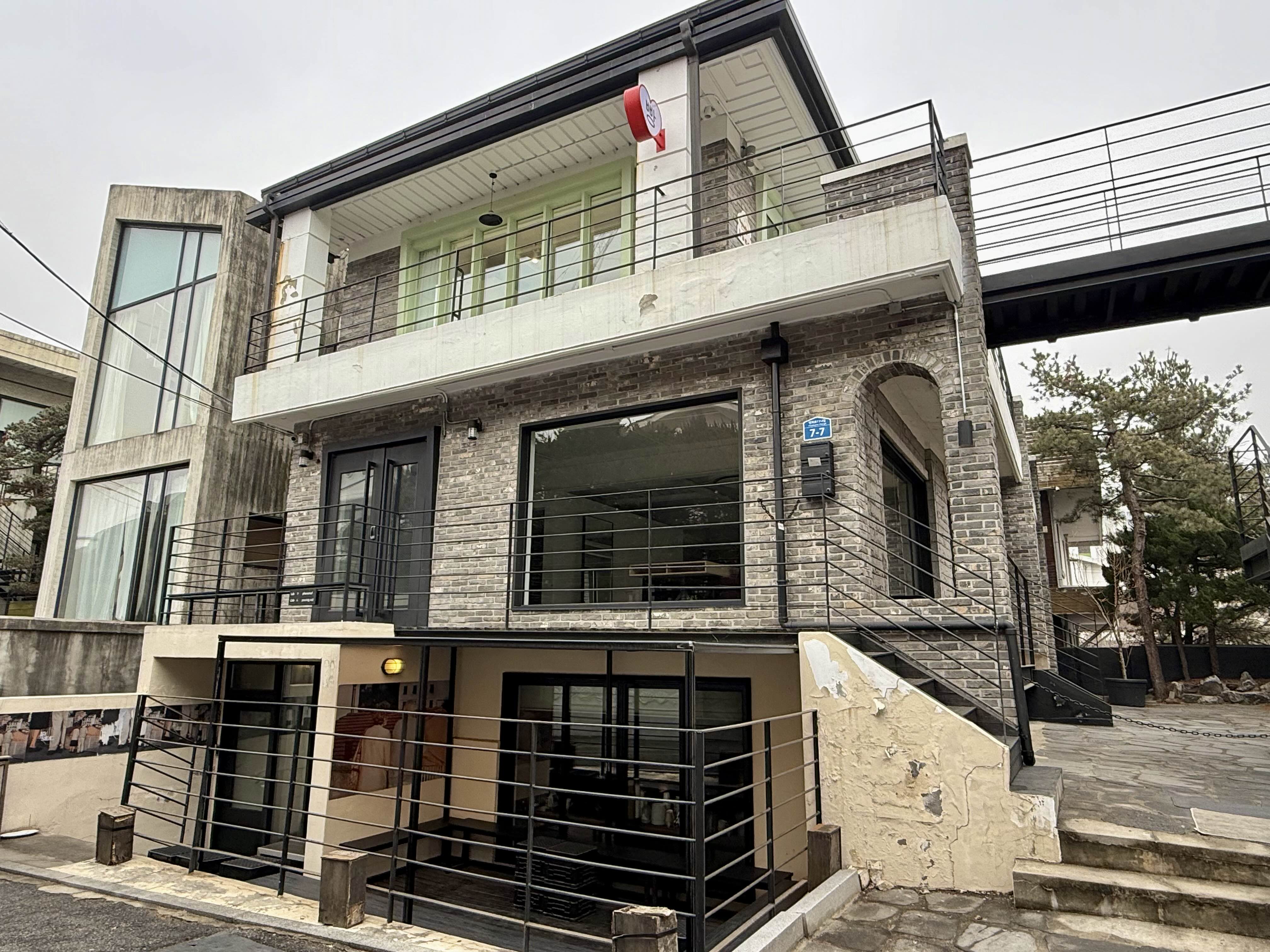 비비씨씨가 위치하고 있는 건물 이미지