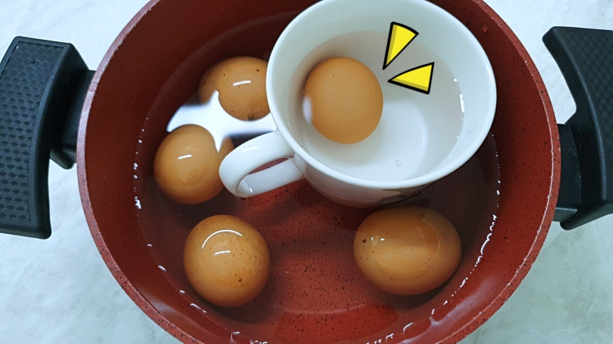 냄비에-머그컵-넣기