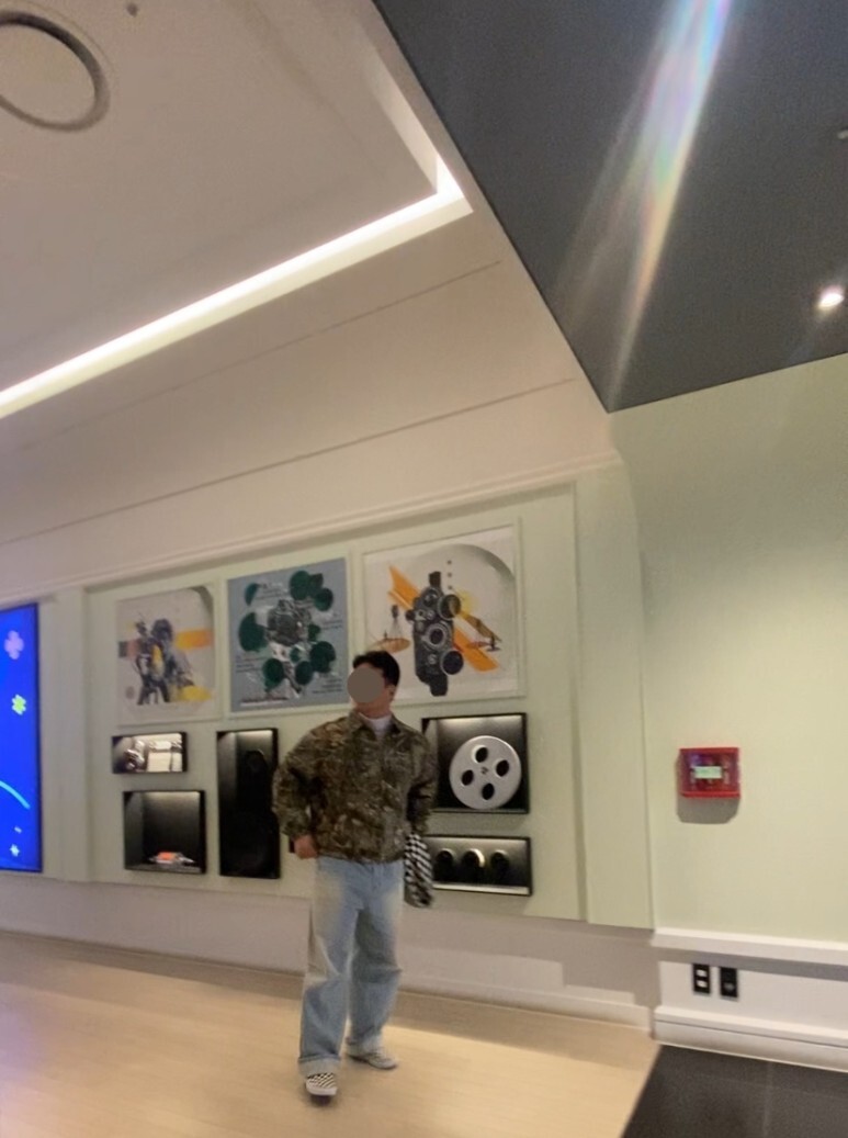 데일리룩(오뭘입)디스이스네버댓 리얼트리 자켓, 유니클로 목폴라, 에러스익셉티드 와이드 연청팬츠, 반스 체커보드, 빈티지패션, 데일리룩, 남자데일리코디, 남자데일리패션, OOTD