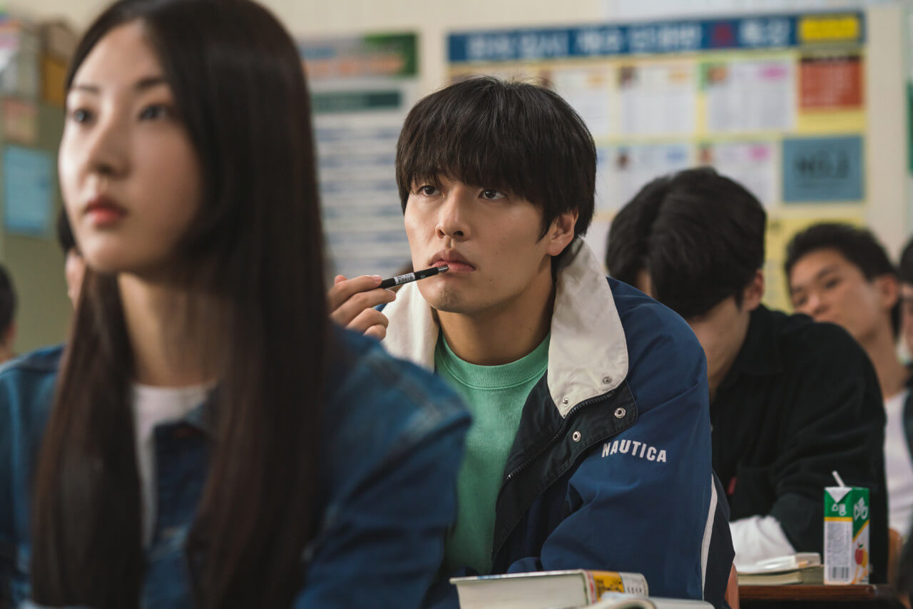 영화 비와 당신의 이야기 스틸컷 속 삼수생 영호