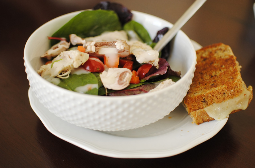 근육량 증가를 위한 영양과 운동 방법 사진