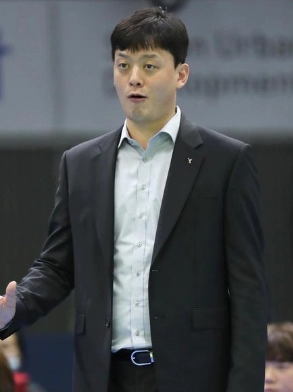 이영택 감독 프로필 나이 고향 학력 경력