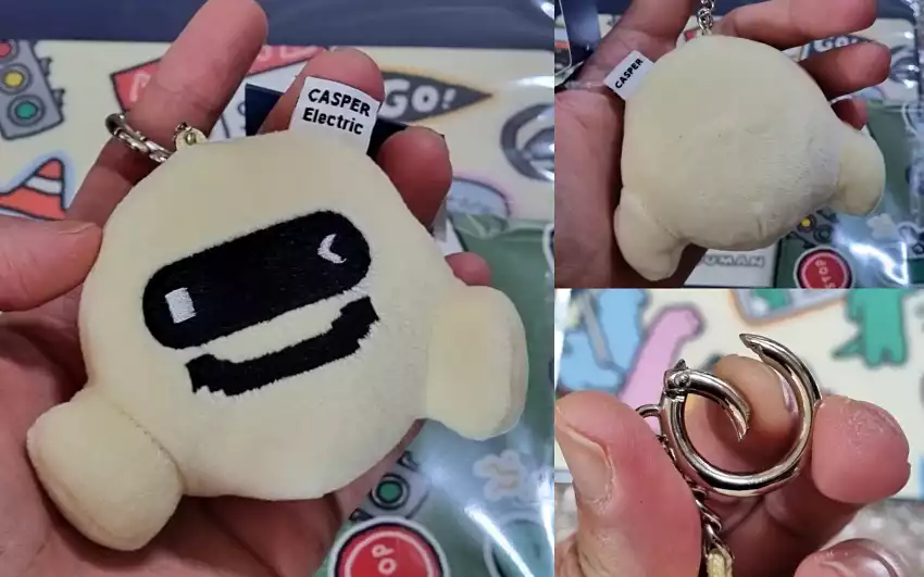 캐스퍼 일렉트릭 디지털 페이스 인형 키링입니다.