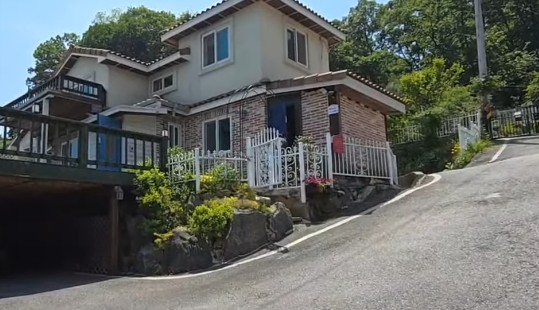 [급매물] 저렴한 2억대 전원주택 매매 - 경기도 가평군 상면 연하리, 양평군 강하면 운심리, 충남 서산, 경북 포항시 북구 죽장면 두마리, 충북 보은군 보은읍