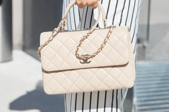 샤넬 가방(출처 셔터스톡)