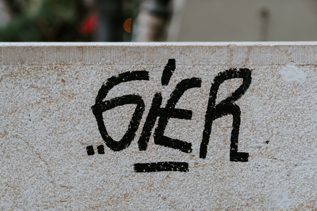 Emer.