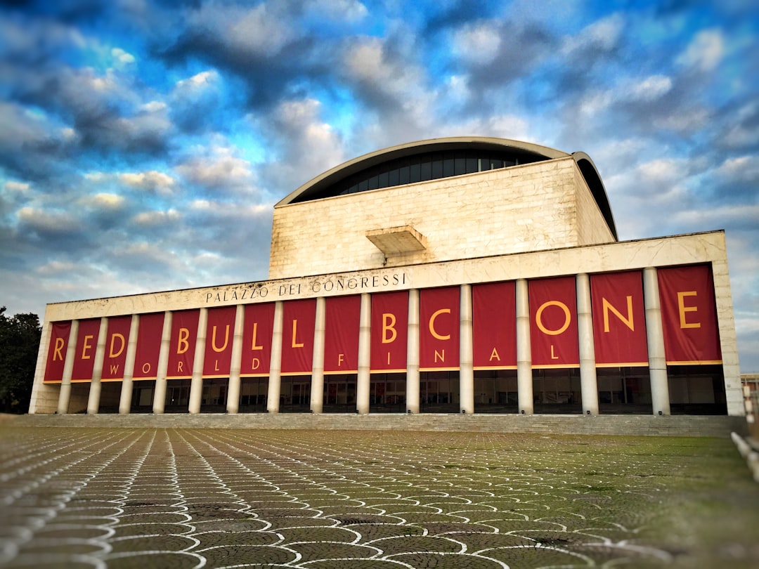 클로버필드 10번지 리뷰: 잊지 못할 스릴의 세계 (2024년 최신) 관련 이미지 1