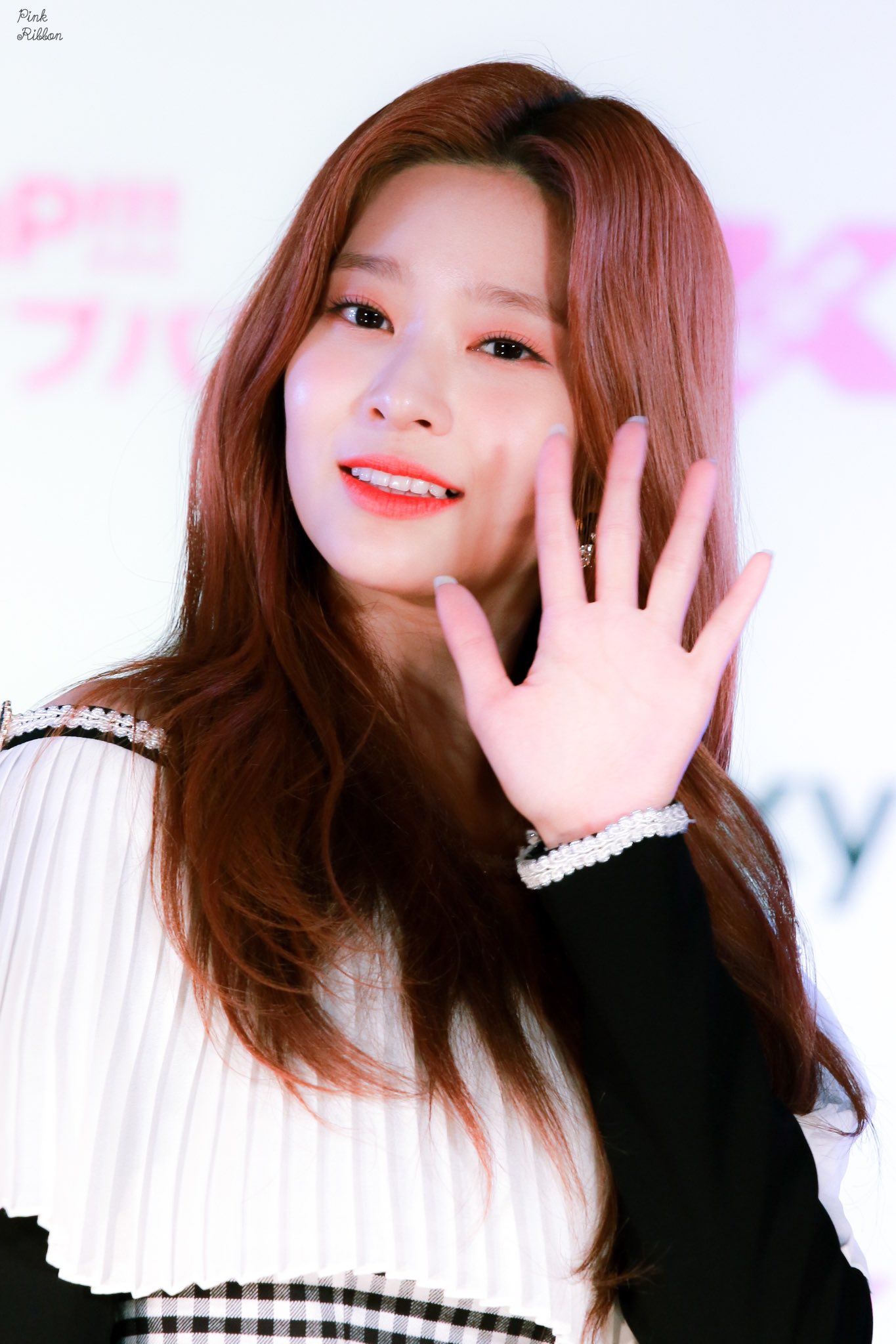 아이즈원 김민주 최애사진