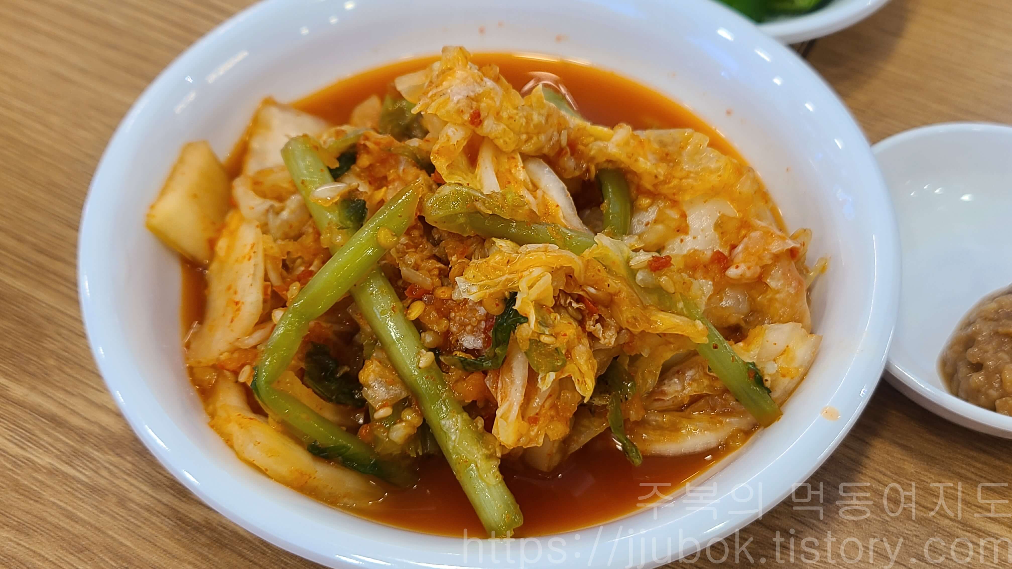 우리동네-가족국수-김치