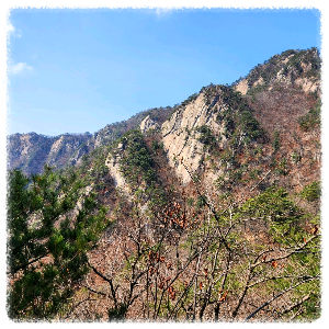 운악산