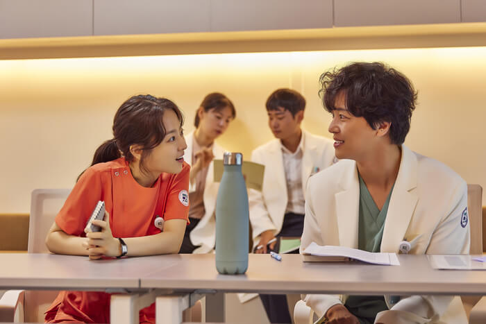 정신병동에도 아침이 와요 등장인물/ 출연진/ 웹툰/ 촬영지/ 민들레/ 결말/ 몇부작