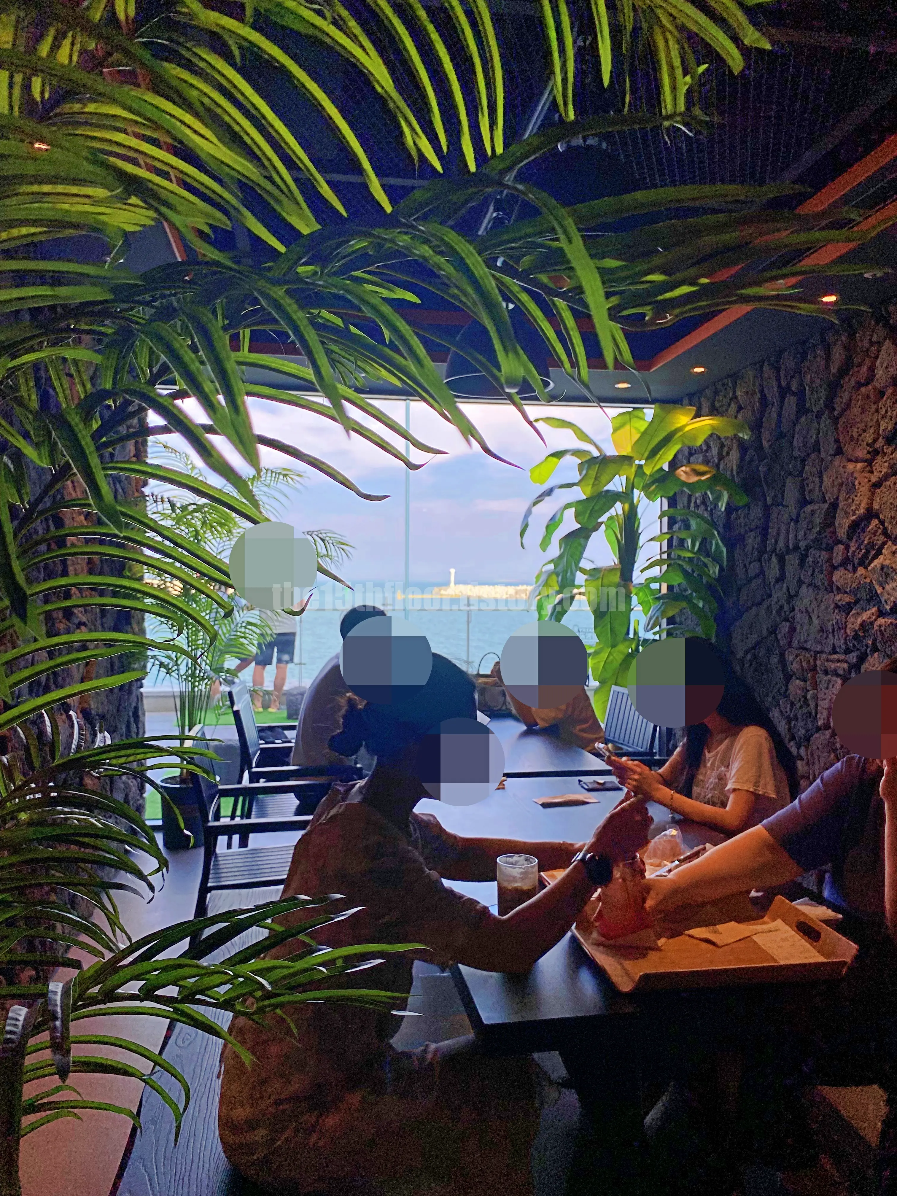 제주 감성을 담은 기장 오션뷰 카페