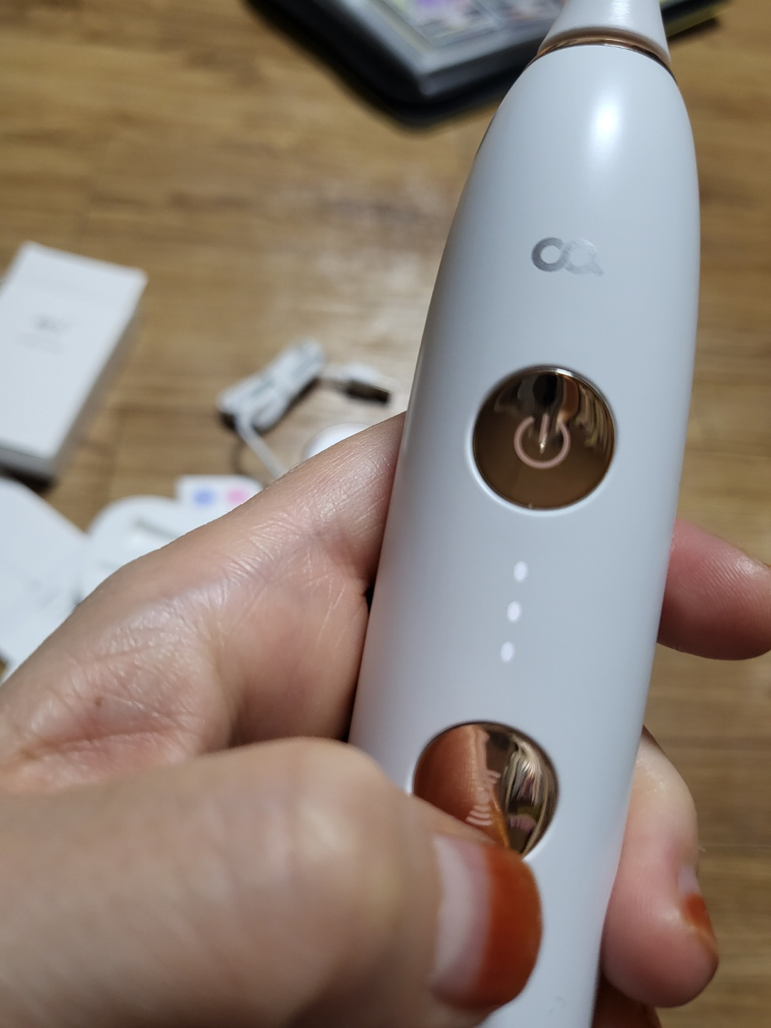 전동 칫솔 (오아 클린이 소프트 전동 칫솔)