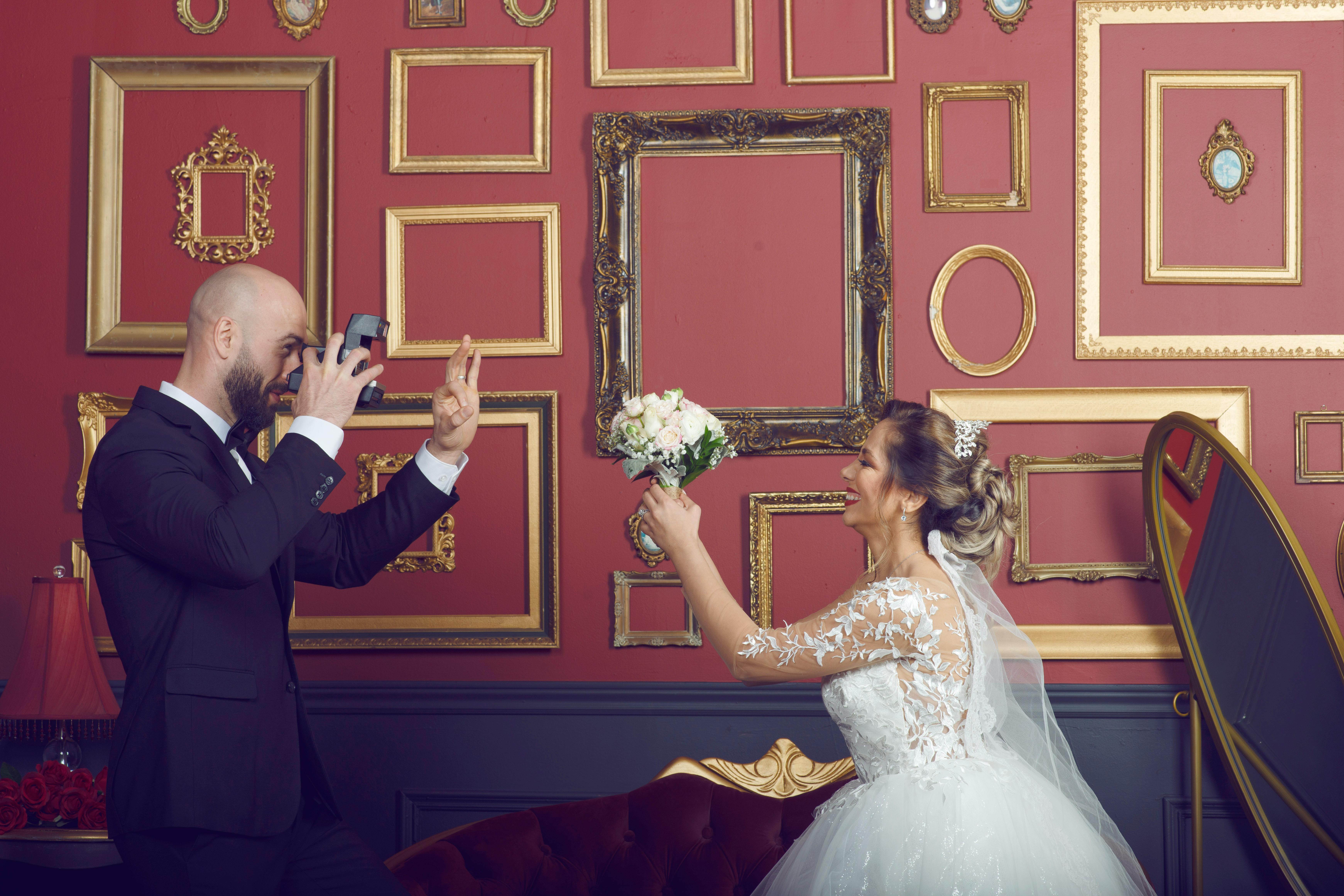 낯선 남성과 결혼하는을 상징하는 이미지