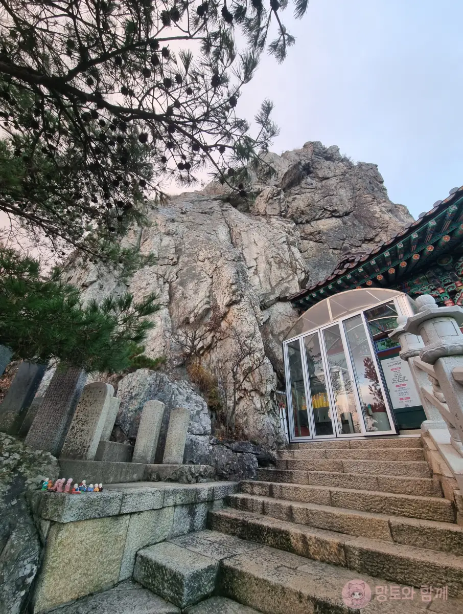 석굴법당