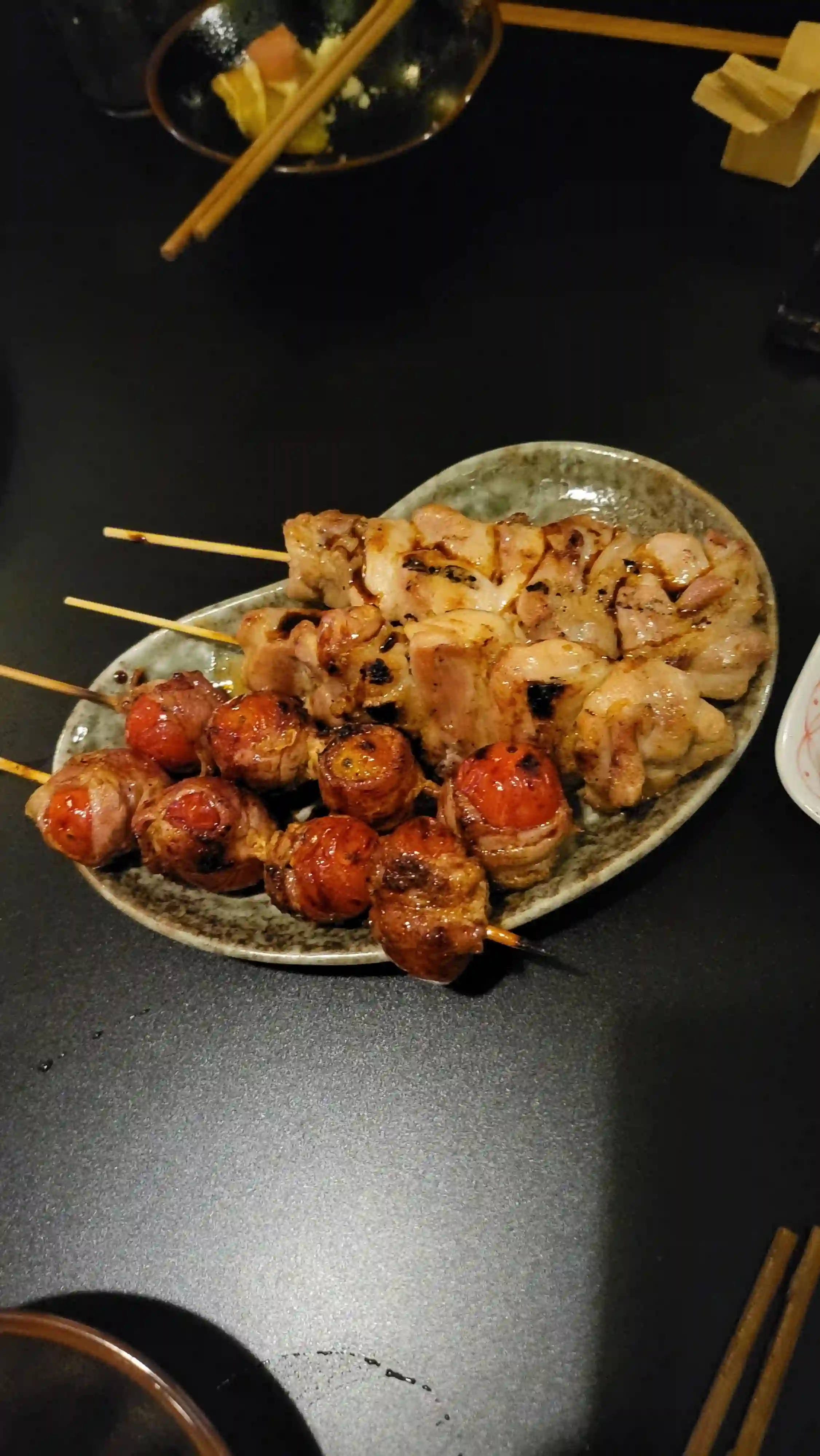 삼겹말이 토마토, 닭다리살