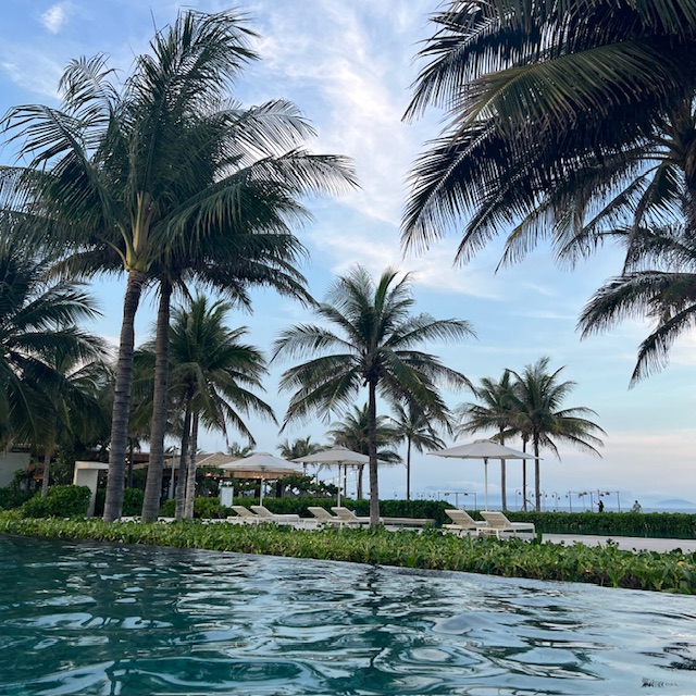 알마 리조트 메인 풀