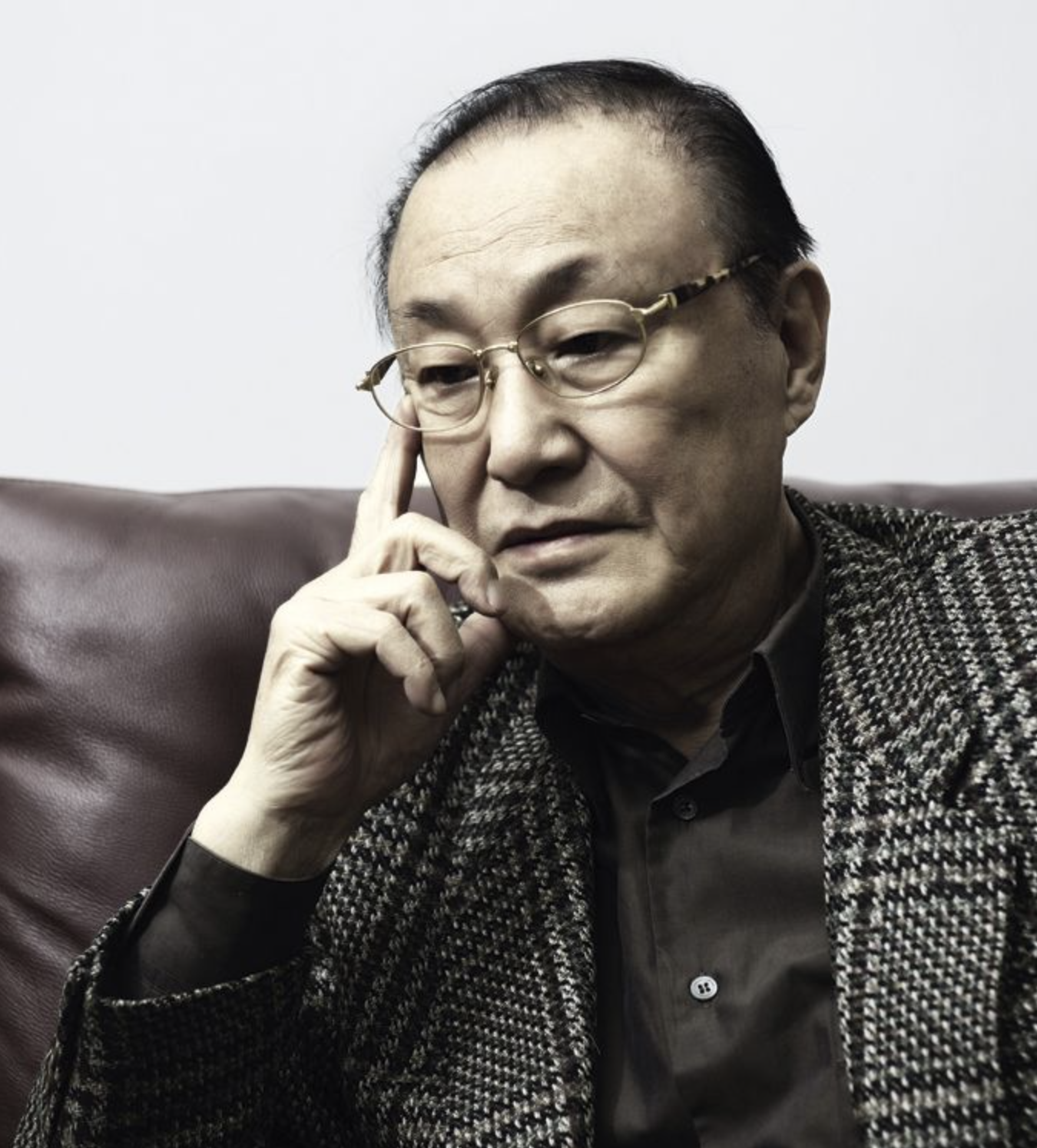 원로배우 윤일봉