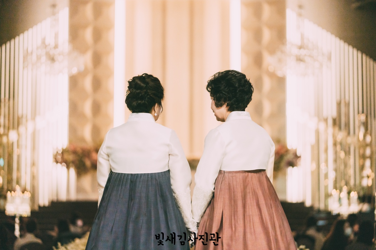 소풍컨벤션웨딩 라온제나홀 본식스냅 서브스냅 15