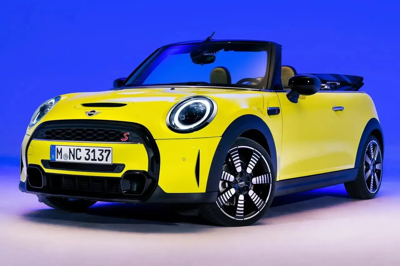 저렴한 오픈카 1위 : 미니 컨버터블