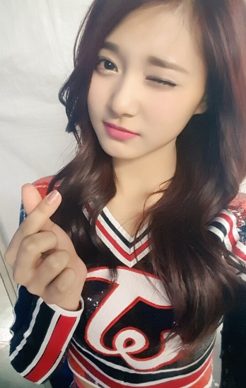 쯔위(TZUYU) DIVE IN