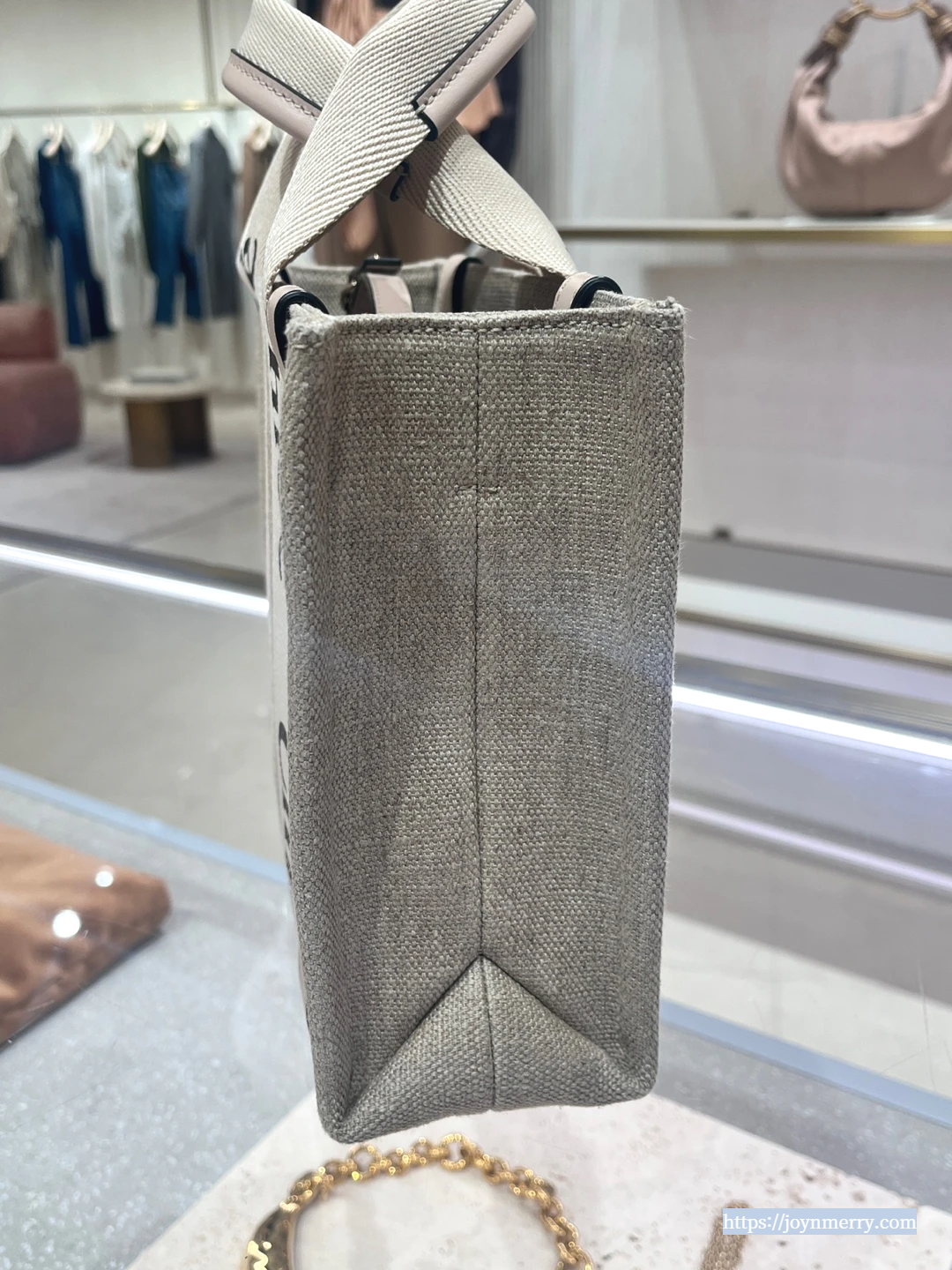 100만원대 명품백 끌로에 우디백 스몰