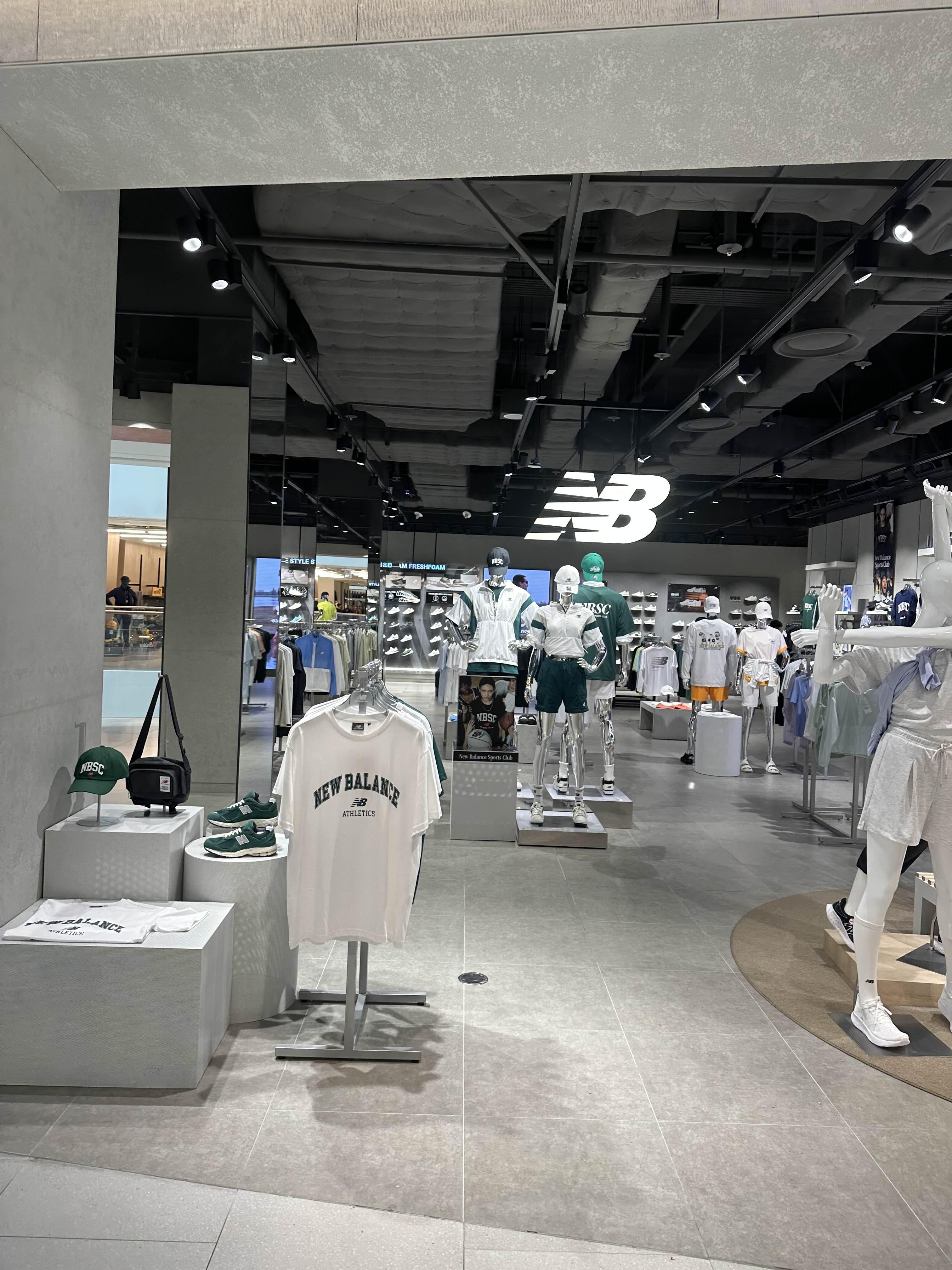 더현대서울 뉴발란스키즈 방문 후기 - 최근 더현대서울 뉴발란스키즈에 방문했습니다. - 오늘은 더현대서울 뉴발란스키즈 방문 후기를 살펴보았습니다 더현대서울 뉴발란스키즈 방문 후기 - 최근 더현대서울 뉴발란스키즈에 방문했습니다. - 오늘은 더현대서울 뉴발란스키즈 방문 후기를 살펴보았습니다