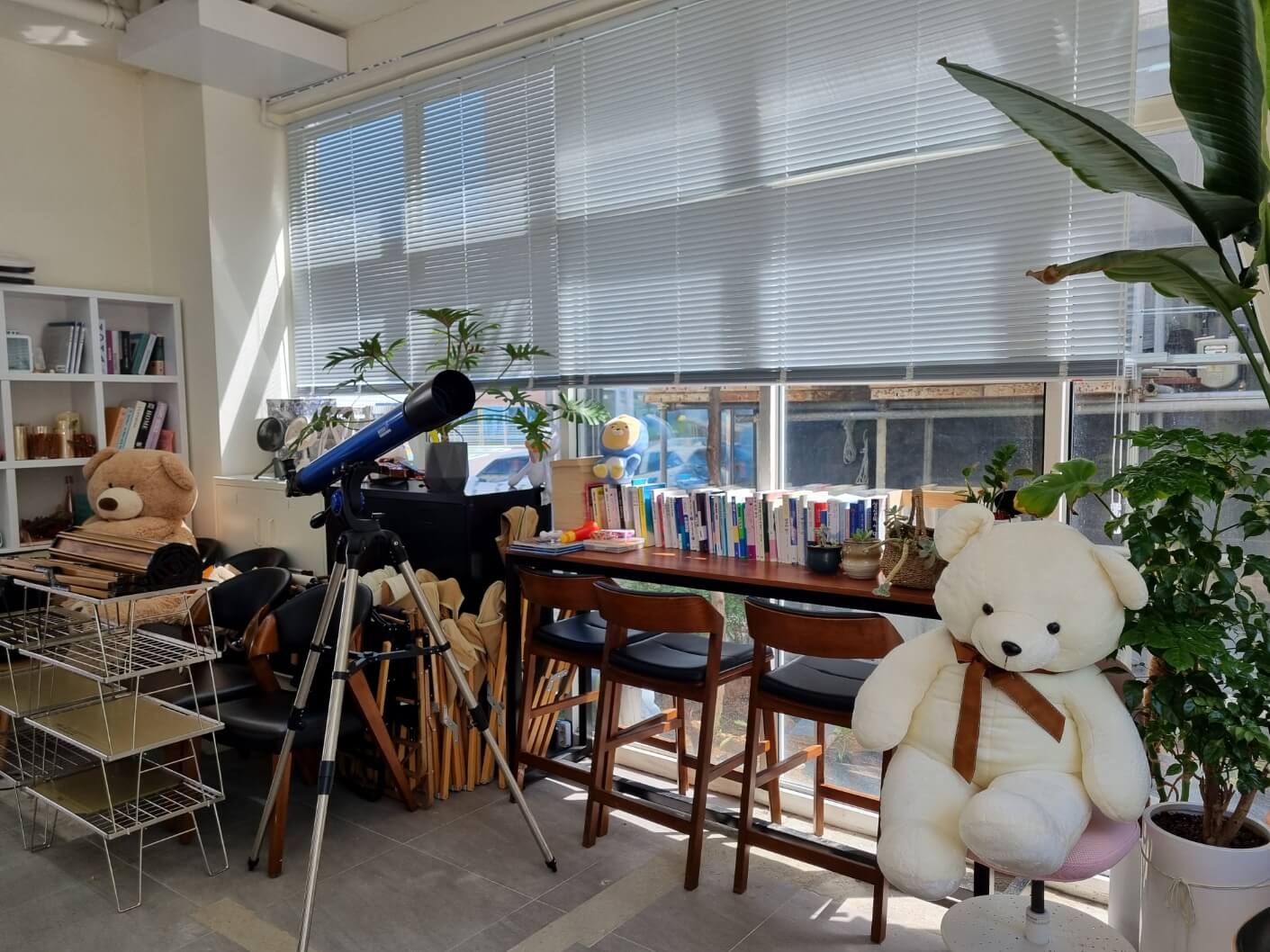 영종도 카페거리 맛집 &amp;#39;속초그바람에&amp;#39; 혼자오기 좋은 북카페 &amp;#39;카페운서동&amp;#39;