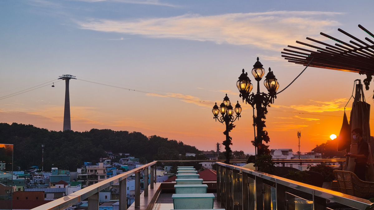 PH 루프탑 바에서 본 선셋