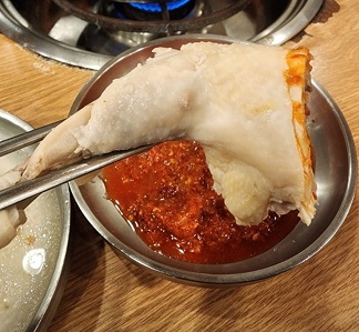 닭한마리-닭다리