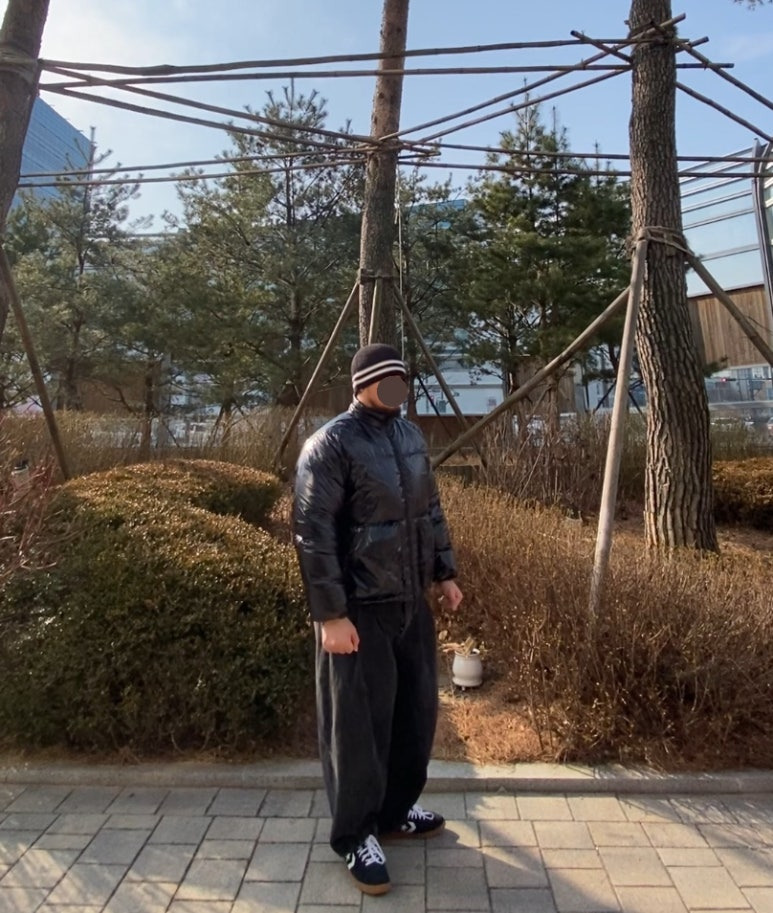 데일리룩('26.1.14.)루오에스펙 울니트비니 울버킷햇 울비니, 마뗑킴 점퍼 패딩 숏패딩 유광패딩 유광점퍼 숏점퍼, 무신사스탠다드 벌룬 팬츠, 컨버스 올스타 클래식 트레이너 옥스