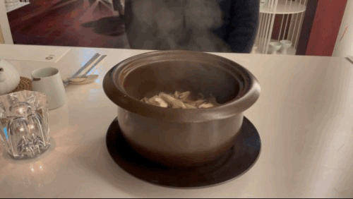 미쉐린 3스타 가온 - 갓지은 버섯솥밥 영상