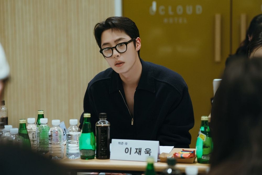 넷플릭스 꿀알바 이재욱 대본 리딩 현장 사진