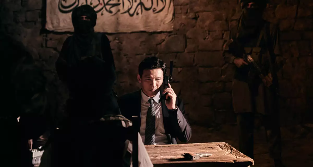 대면 협상 중인 재호