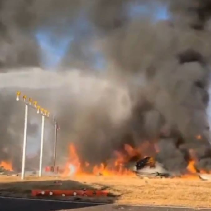 무안공항서 181명 탑승한 제주항공 여객기 추락