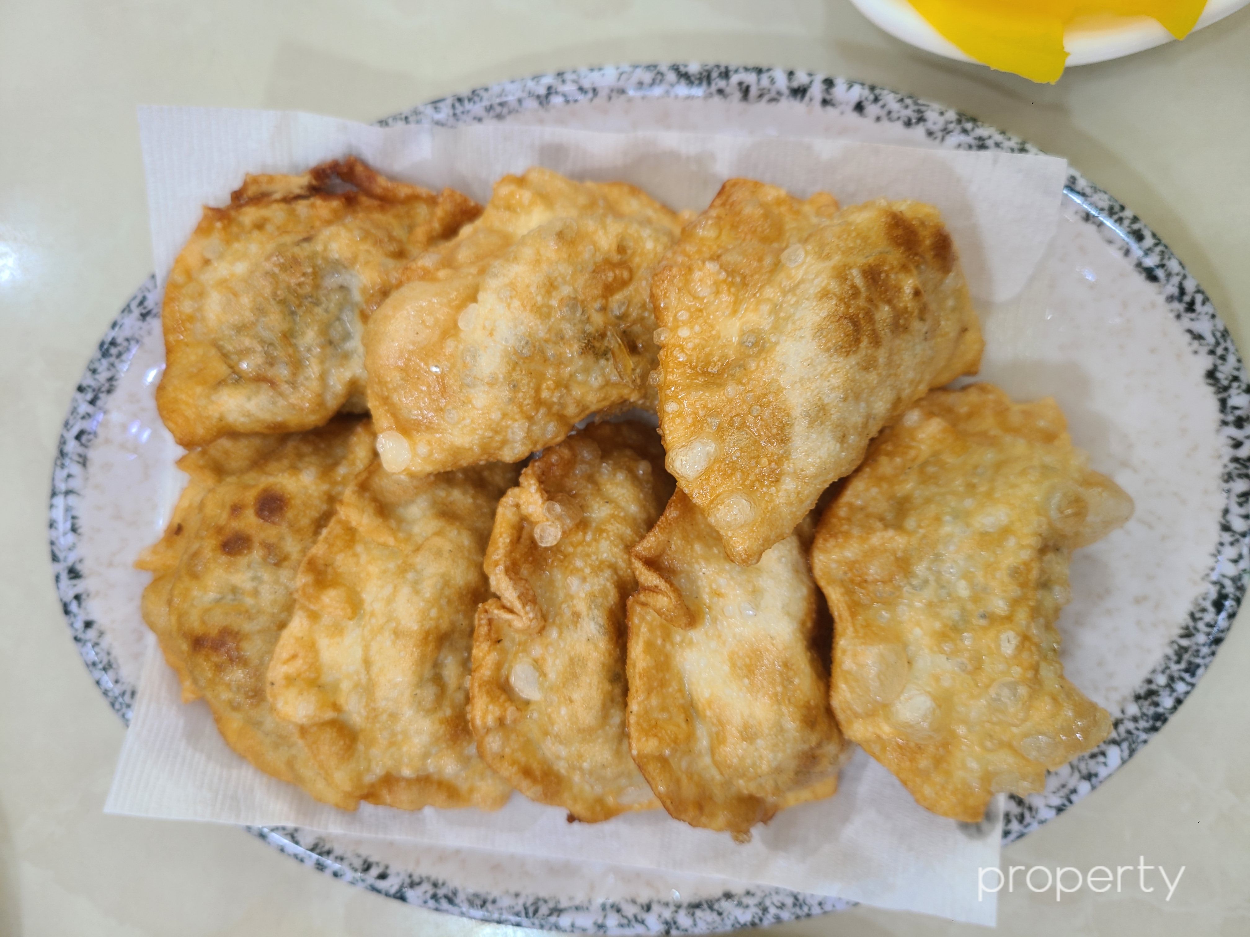 바삭하게튀겨진-통통한-군만두8개