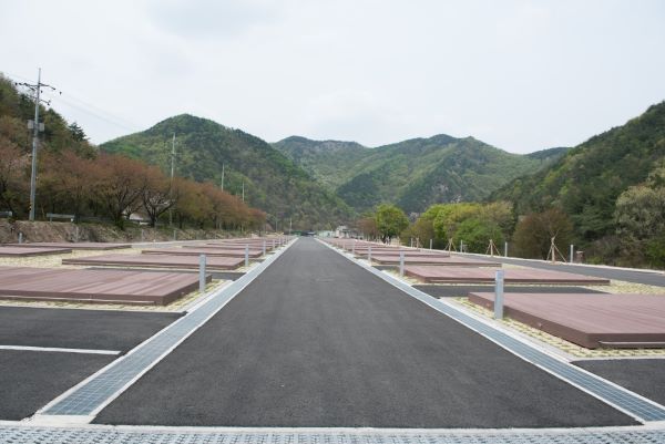 금산산꽃벚꽃마을_오토캠핑장_사이트