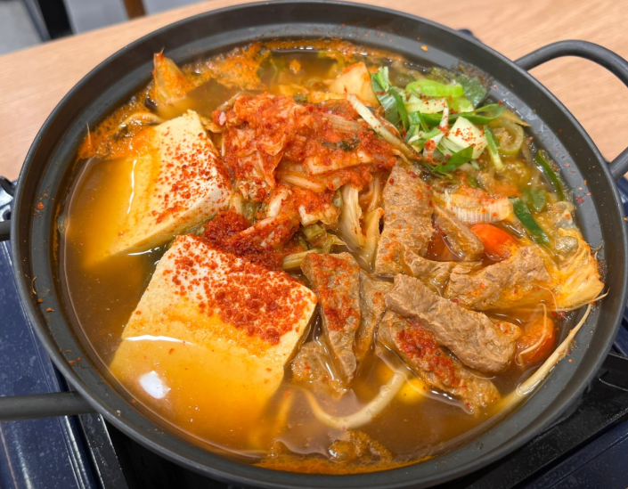 생방송투데이 아침식사 2천원 김치찌개 3천원 우리동네뉴스 전북 전주 청년식탁사잇길