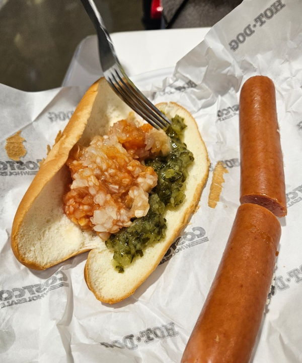 핫도그 세팅하는 중