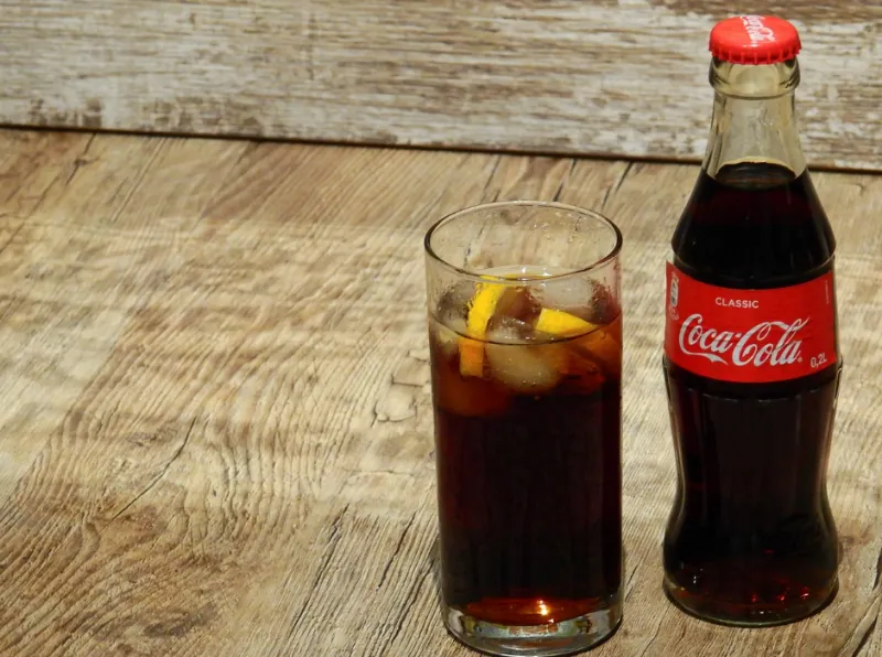 탄산 빠진 콜라 활용 방법